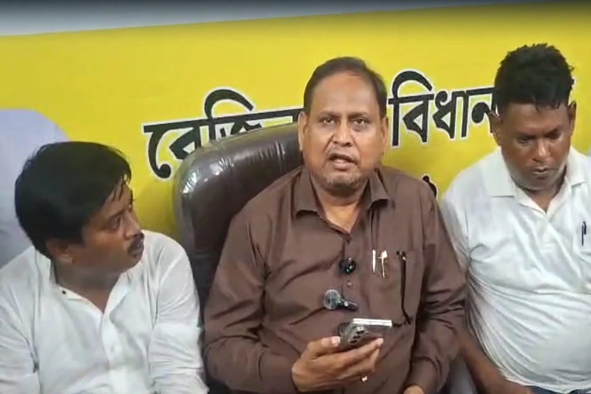 চার ঘণ্টার জেরাতেও সন্তুষ্ট নয় পুলিশ , ‘স্যাটাভাঙা মার’ মন্তব্যে ফের হুমায়ুন কবীরকে তলব