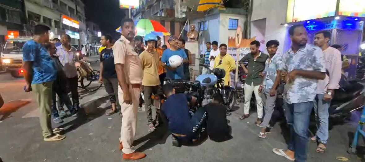 সাইলেন্সারে বিকট শব্দে কান ঝালাপালা , কড়া পদক্ষেপ পুলিশের