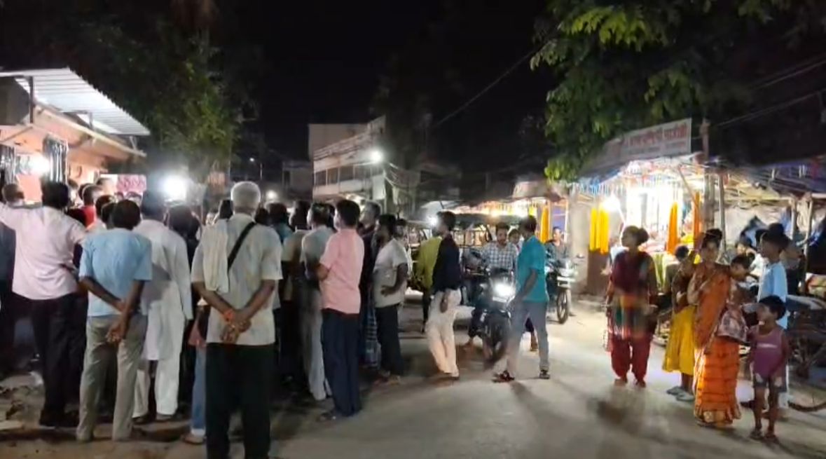 পুজোর মুখেই হকার উচ্ছেদ, উত্তাল বীরভূম