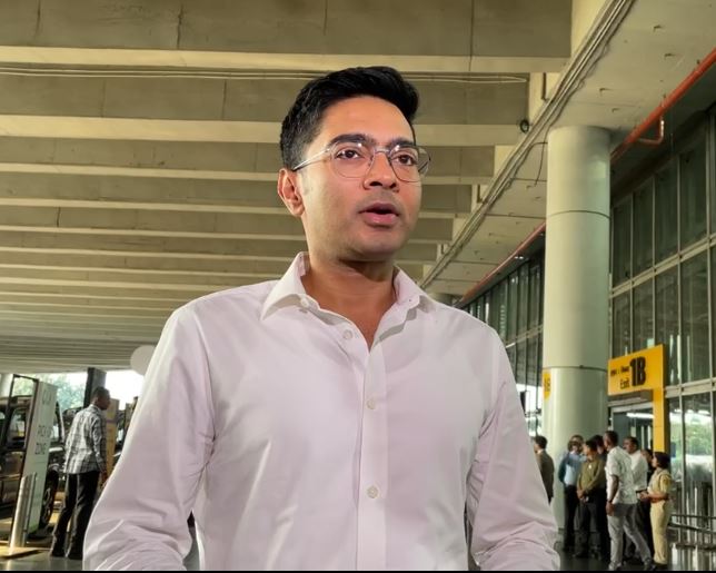 'জনপ্রতিনিধি কিনতে পারে, জনতাকে নয়', উপরাষ্ট্রপতি নির্বাচন ঘিরে কেন্দ্রকে কটাক্ষ অভিষেকের