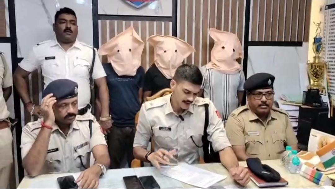 KYC নামে প্রতারণা LIC কর্মীকে , গ্রেফতার কুখ্যাত জামতারা গ্যাংয়ের মূলচক্রী