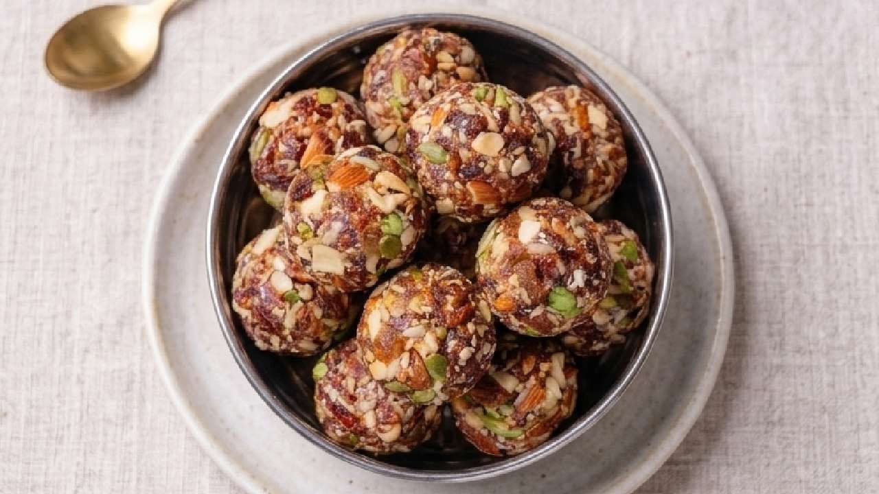 শ্রাবণের উপোস ভাঙুক শুকনো ফলের লাড্ডুতে, স্বাদে পুষ্টিতে ভরপুর এই মিষ্টি