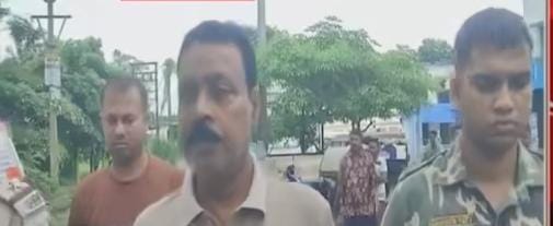 ভগবানপুরে তৃণমূলের উপপ্রধানকে গ্রেফতার , দুর্নীতি তোলাবাজির অভিযোগ ঘিরে সরব স্থানীয়রা