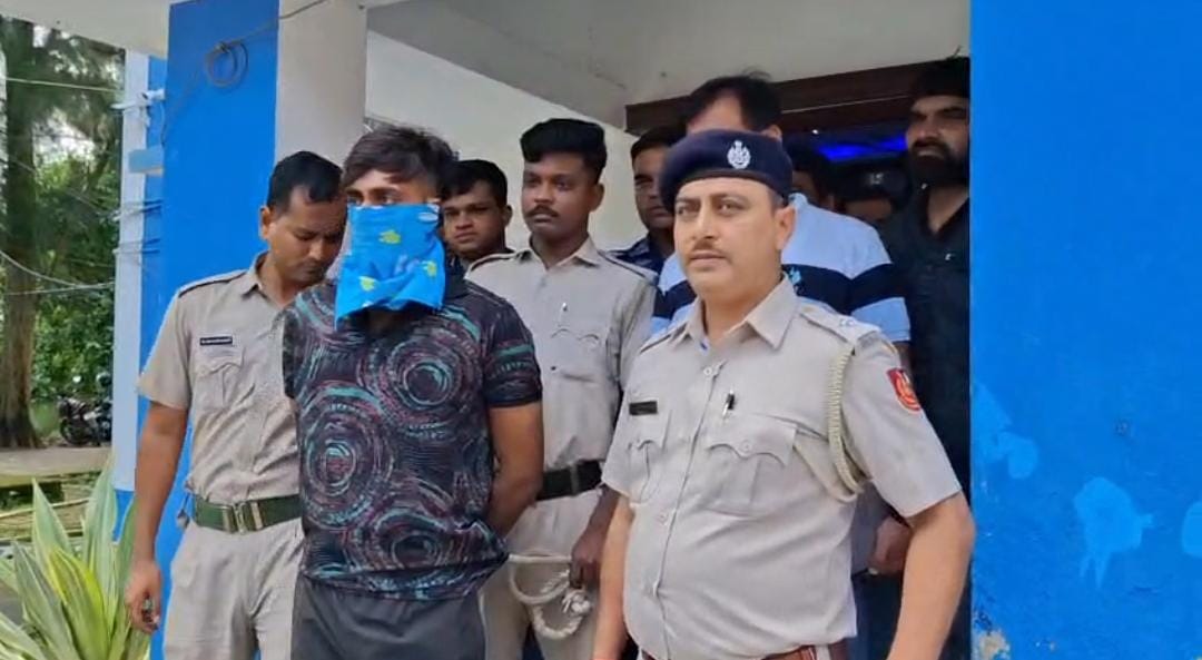 দিল্লিতে খুনের পর নন্দীগ্রামে গা-ঢাকা, পুলিশের জালে ১২৫ মামলার অভিযুক্ত ওয়াসিম