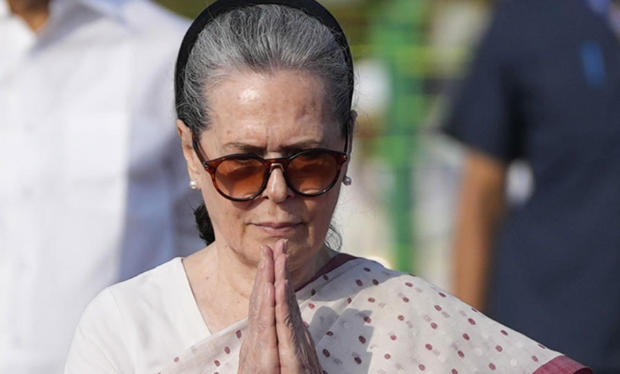 নাগরিকত্ব ইস্যুতে বিরাট স্বস্তি সোনিয়া গান্ধীর, আদালতে খারিজ মামলা