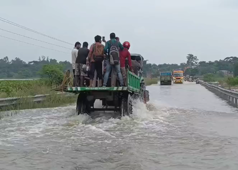 ২০২১-এর ভয়াবহ স্মৃতি ফের সামনে ! কেলেঘাইয়ের জল বাড়তেই পটাশপুরে বন্যার আতঙ্ক