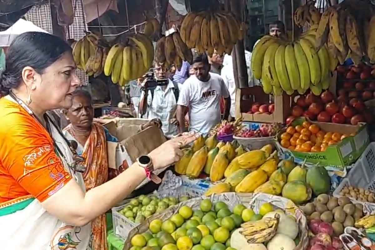 রাস্তাটা সংসার পাতার জায়গা নয় , ল্যান্সডাউনে জবরদখল নিয়ে কড়া বার্তা মন্ত্রী অগ্নিমিত্রা পালের