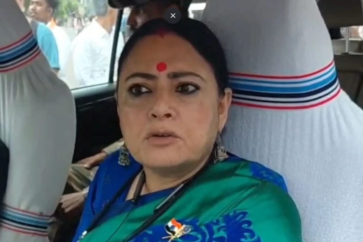 চিঠি মিলেছে মানেই আত্মহত্যা নয় , আশিসের মৃত্যুতে তদন্তের দাবিতে অগ্নিমিত্রা