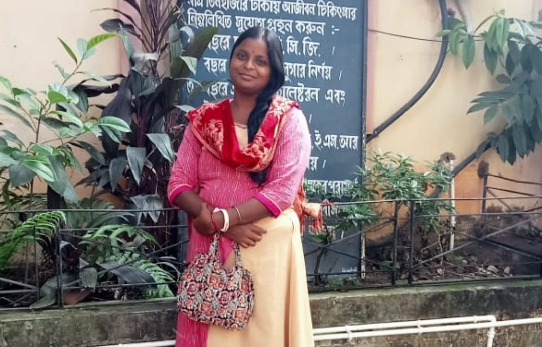 আশা কর্মীর ঝুলন্ত দেহ উদ্ধার, খুনের অভিযোগ পরিবারের