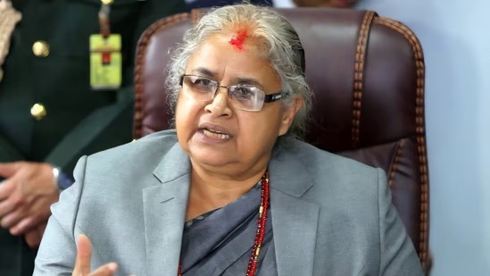 নেপালের ইতিহাসে প্রথমবার, মহিলা হিসেবে প্রধানমন্ত্রীর কুর্সিতে সুশীলা