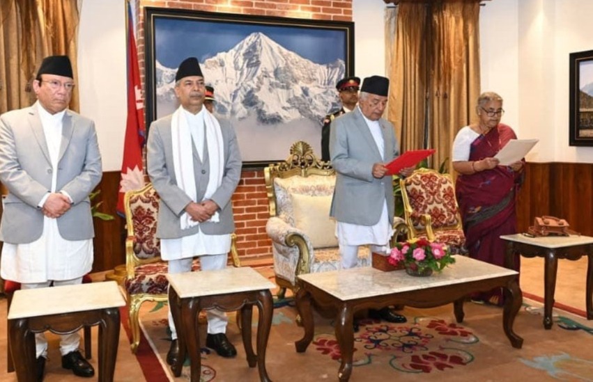 নেপালের প্রথম মহিলা অন্তর্বর্তী প্রধানমন্ত্রী হিসেবে শপথ, ইতিহাসের পাতায় সুশীলা