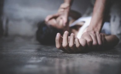 প্রকাশ্যে ব্রিটেনে শিখ তরুণীকে গণধর্ষণ, ‘নিজের দেশে ফিরে যাও’ হুমকি দুষ্কৃতীদের