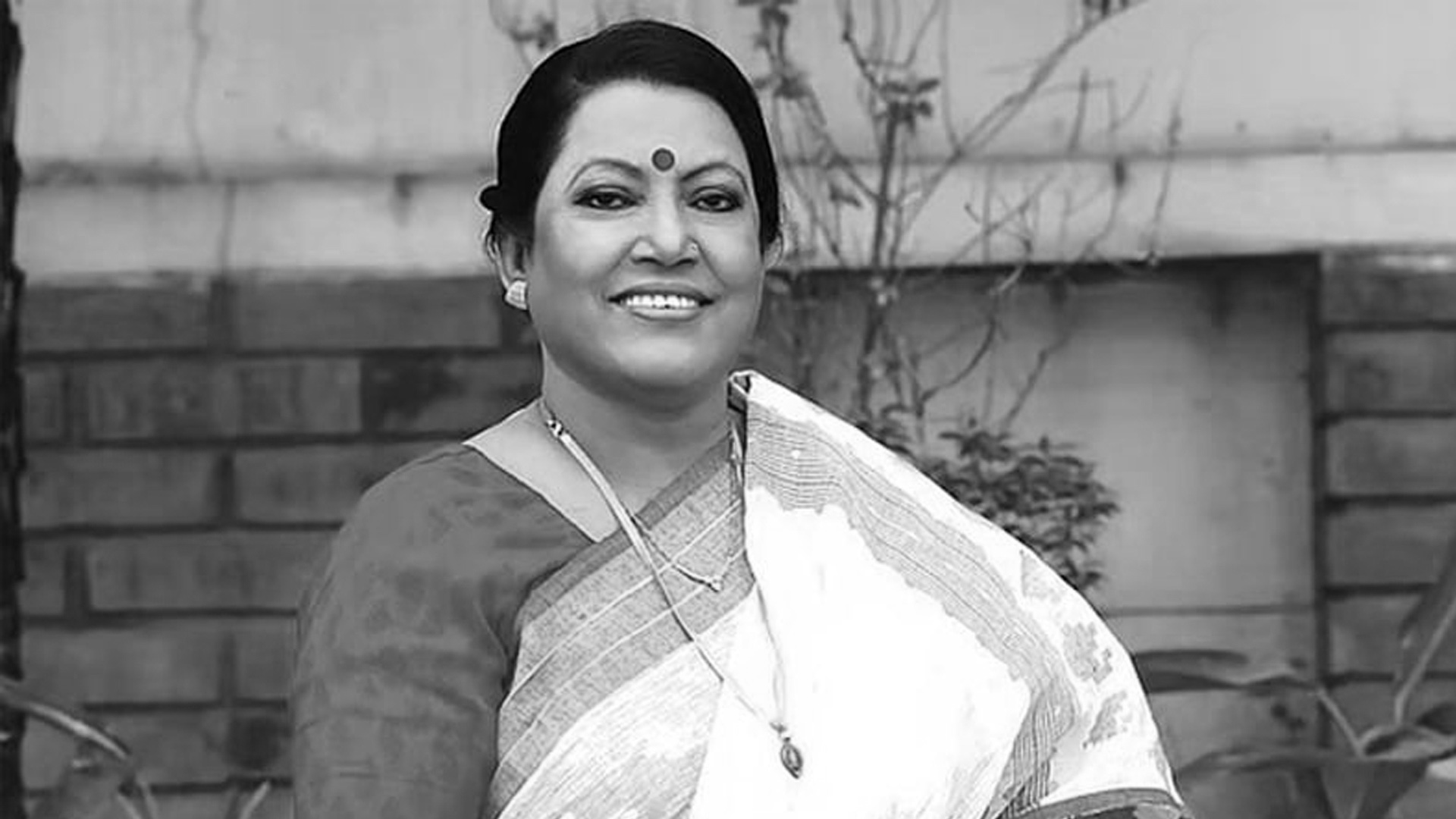 রবি সকালে বিরাট দুঃসংবাদ , প্রয়াত সঙ্গীত শিল্পী ফরিদা পারভীন