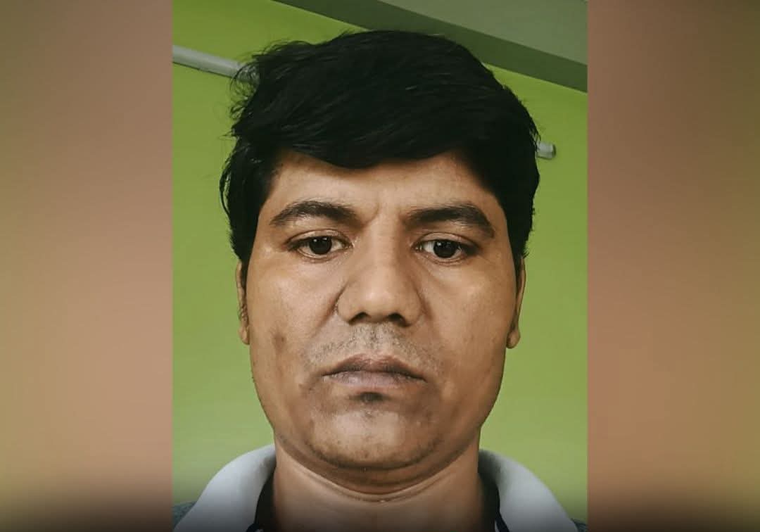 ফের চাকরিহারা শিক্ষকের মৃত্যু , পরীক্ষার আগেই প্রাণ গেল শিক্ষক সন্তোষ মণ্ডলের