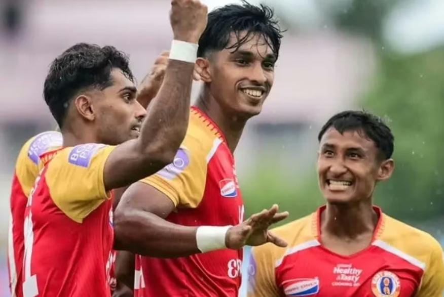 ডুরান্ডে হারের বদলা কলকাতা  লিগে, ডায়মন্ড হারবারকে উড়িয়ে খেতাব জয়ের দোরগোড়ায় ইস্টবেঙ্গল