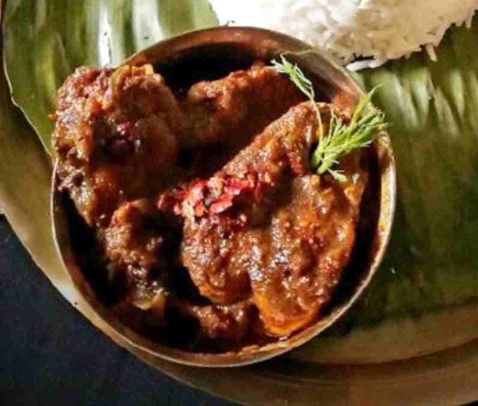 একঘেয়ে রান্নার স্বাদ বদলাতে বানিয়ে ফেলুন লঙ্কা পোড়া রুই