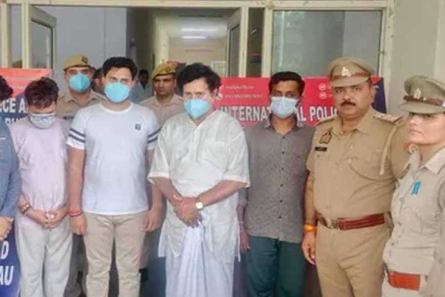 তালা ভাঙা নিয়ে পুলিশ বনাম পুলিশ সংঘাত , মামলা গড়াল আদালত পর্যন্ত