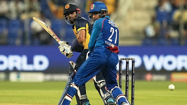 এশিয়া কাপ , কাজে এল না নবীর লড়াই , বাংলাদেশকে নিয়ে সুপার ফোরে উঠল শ্রীলঙ্কা