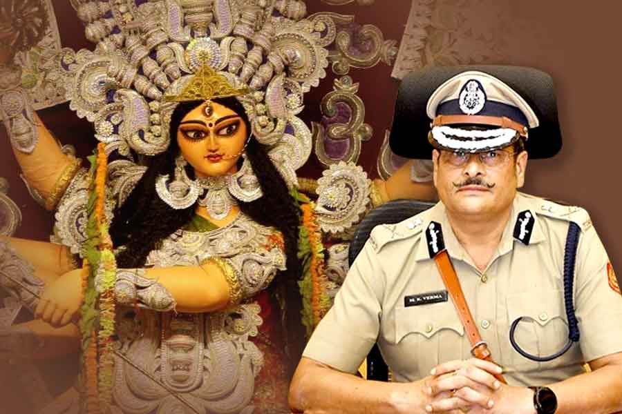 ট্র্যাফিক থেকে বিসর্জন , পুজোতে সুরক্ষায় কড়া নজর কলকাতা পুলিশের