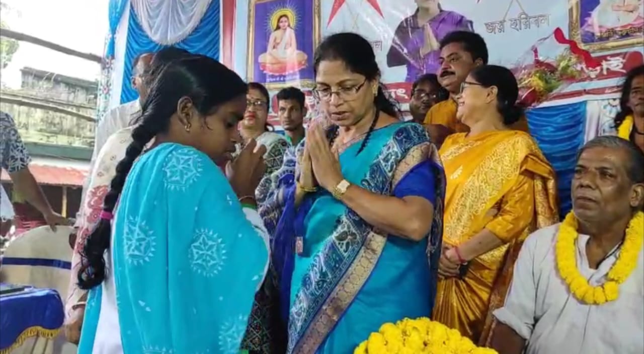 সিএএ ও এনআরসি নিয়ে বিস্ফোরক আক্রমণ, বিজেপিকে কড়া হুঁশিয়ারি মতুয়া নেত্রীর
