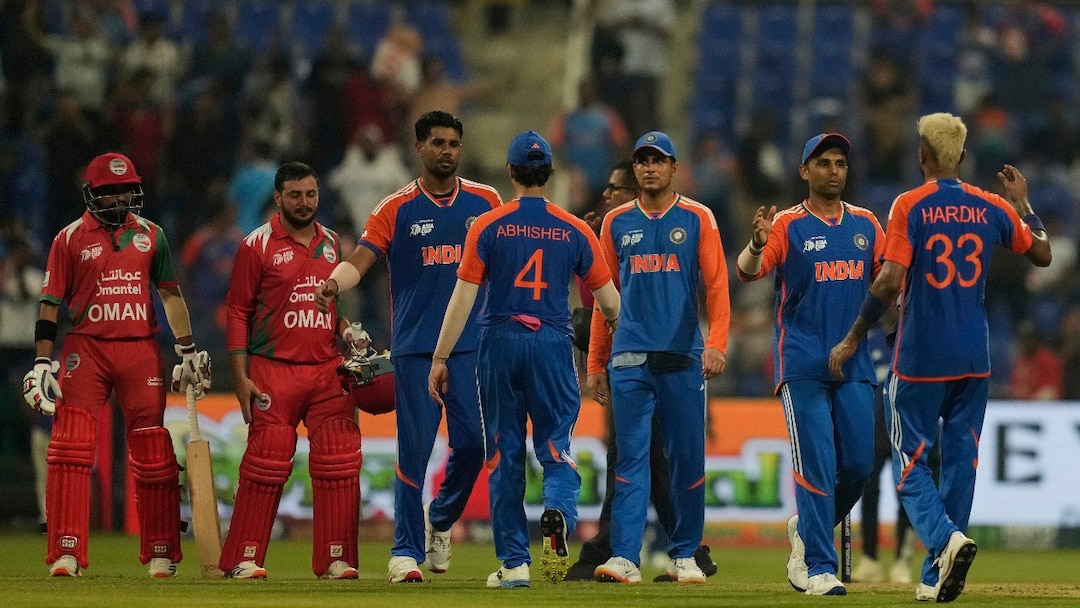 এশিয়া কাপ , মাটি কামড়ানো লড়াইয়ে ব্যর্থ ওমান , জয়ের হ্যাটট্রিক সূর্যদের