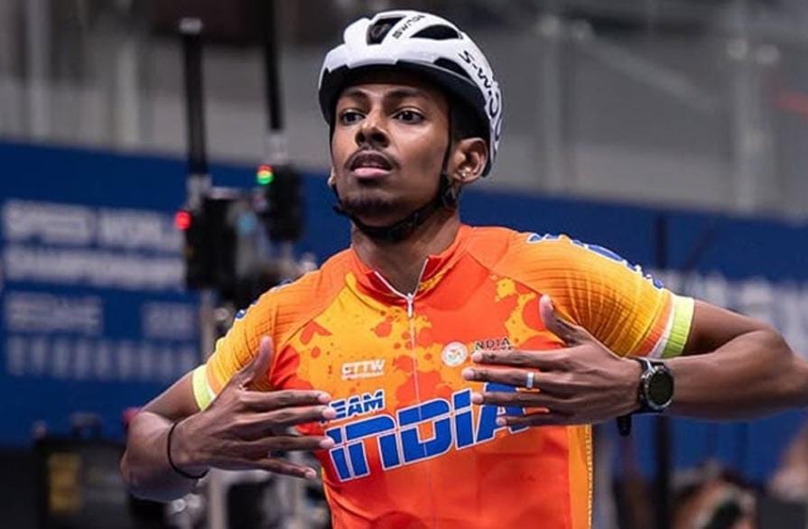 প্রথম ভারতীয় হিসেবে নজির , বিশ্ব স্কেটিং চ্যাম্পিয়নশিপে জোড়া সোনা আনন্দকুমারের