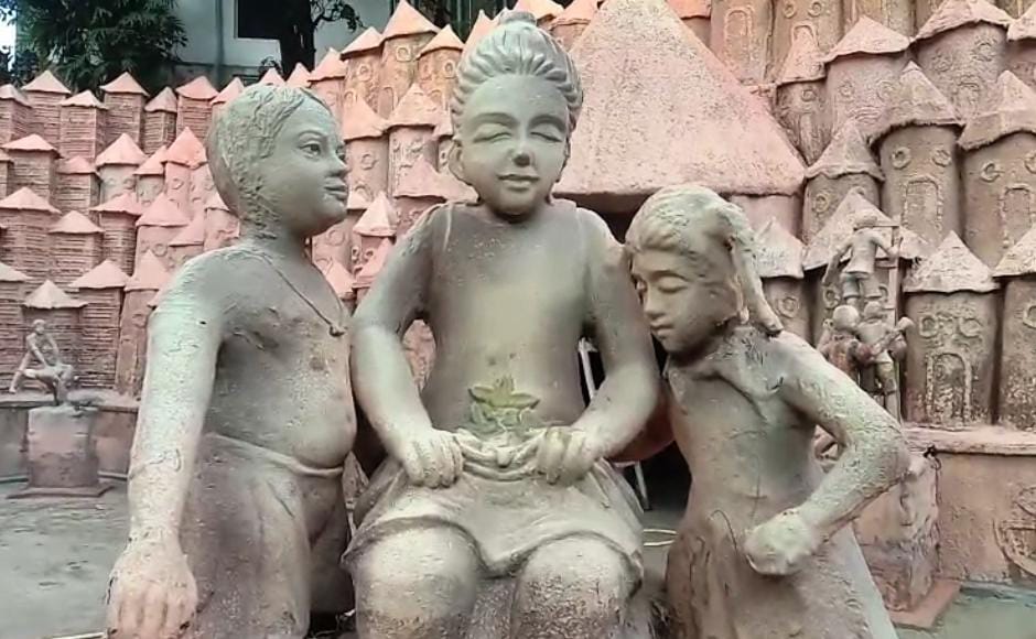 'মোবাইলের জেরে হারাচ্ছে শৈশব' , দর্শনার্থীদের উদ্দেশ্যে বিশেষ নিবেদন রামকৃষ্ণ ব্যায়াম সংঘের
