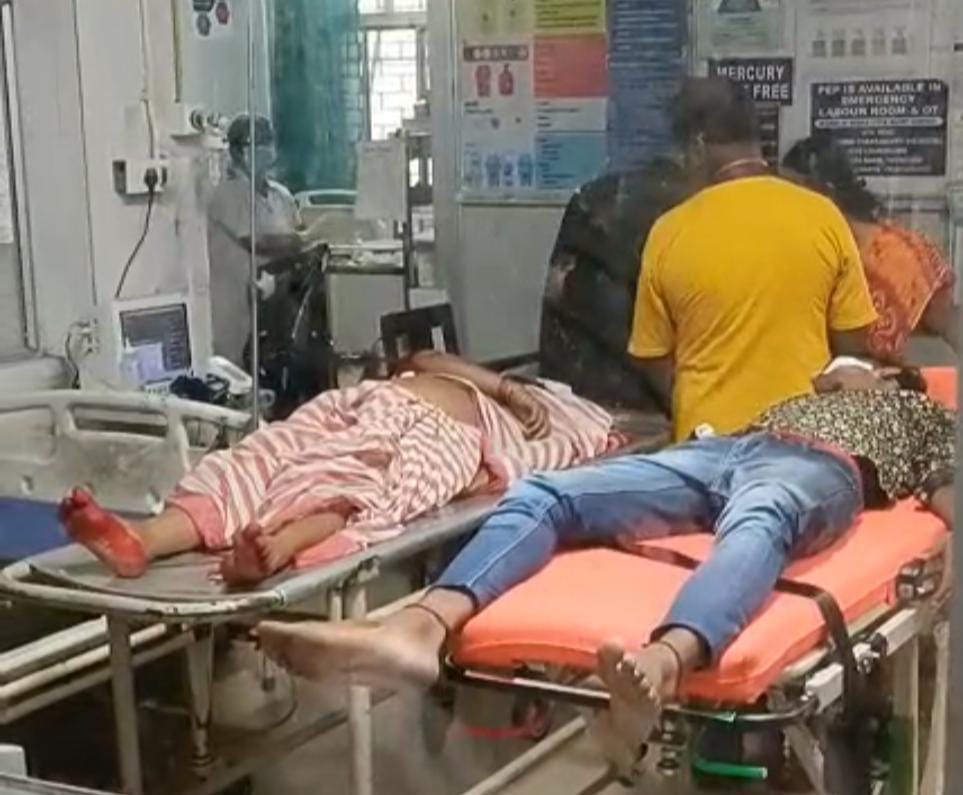 বেপরোয়া বাইক আরোহীর ধাক্কা , তর্পণে যাওয়ার পথেই ঝরে গেল প্রাণ