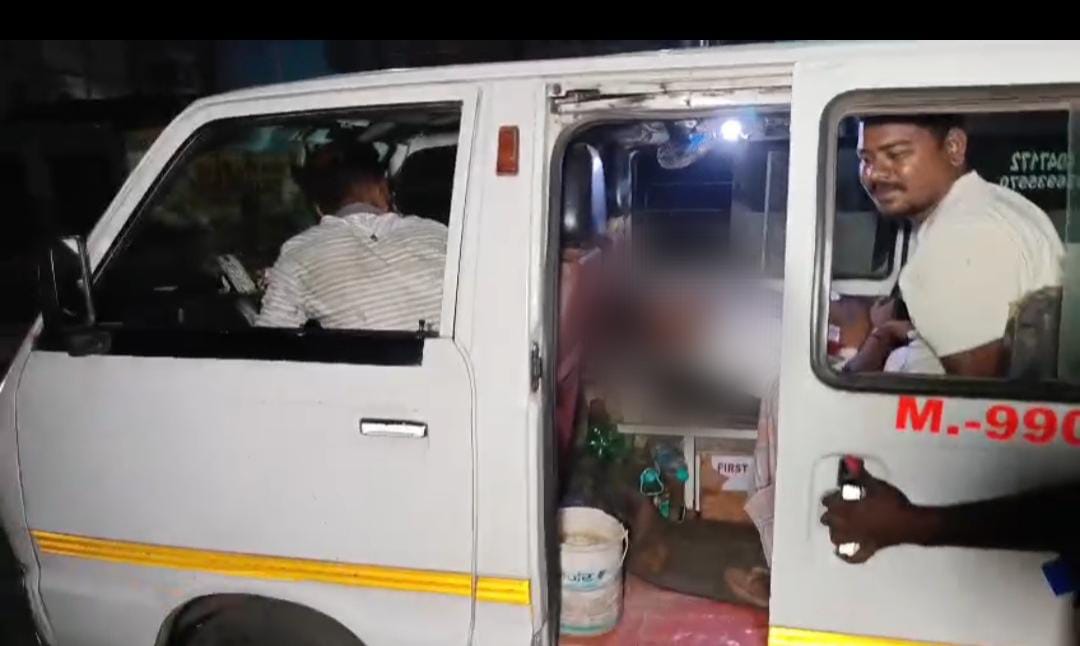 প্রোমোটিংয়ের ব্যবসার জেরে বচসা , ছুরিকাহত প্রোমোটার
