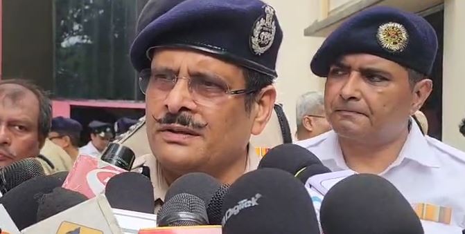 পুজো বন্ধু অ্যাপ থেকে ডিজিটাল গাইড ম্যাপ, দর্শনার্থীদের সুবিধায় একাধিক পদক্ষেপ পুলিশের