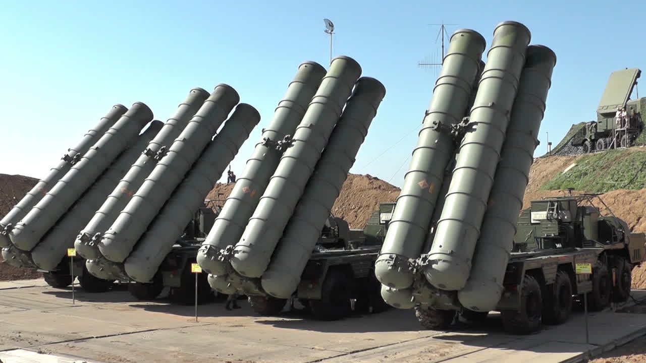 থরহরি কম্পন পাকিস্তানের! ২০২৬-এ ভারতকে S-400 সরবরাহের সিদ্ধান্ত রাশিয়ার