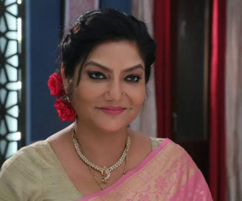 পুজোর উপহার সহ গাড়ির কাগজপত্র সব নষ্ট , একরাতে বিরাট ক্ষতির মুখে দোলন রায়