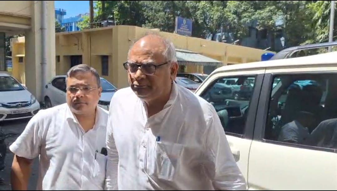 নিয়োগ দুর্নীতি তদন্ত , ইডি দফতরে হাজিরা দিলেন কারামন্ত্রী চন্দ্রনাথ সিনহা