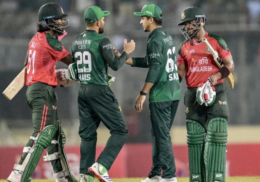 এশিয়া কাপ , বাংলদেশ বনাম পাকিস্তানের ফাইনালে ওঠার লড়াই , টসে জিতে বোলিংয়ের সিদ্ধান্ত জাকের আলীর