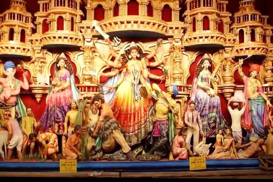 অভিযোগ - অভিমানের পর ষষ্ঠীতে ফের উন্মুক্ত মহম্মদ আলি পার্কের পুজো মণ্ডপ