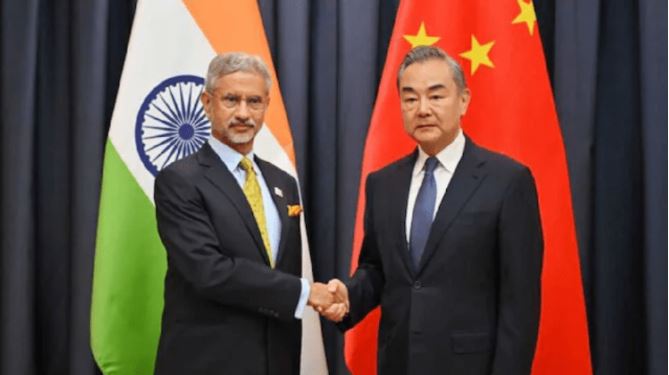 আরও কাছাকাছি ভারত - চীন , বিদেশ মন্ত্রীর সঙ্গে সাক্ষাৎ জয়শঙ্করের