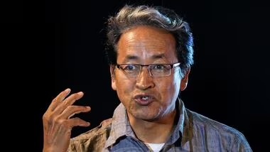 “পাকিস্তানের সঙ্গে খেলা হলে কনফারেন্সে যাওয়ায় আপত্তি কেন?” প্রশ্ন সোনমের স্ত্রীর
