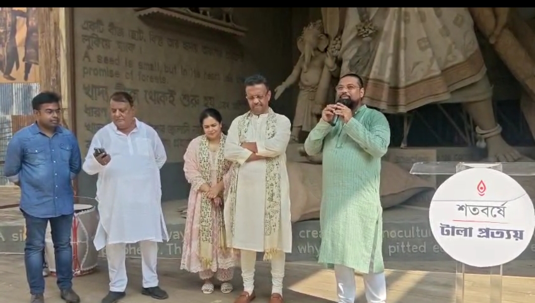 পুজোর মণ্ডপে পরিবেশবান্ধব বার্তা, টালা প্রত্যয়ের ইকোজেনিক প্রকল্পের উদ্বোধন করলেন মেয়র