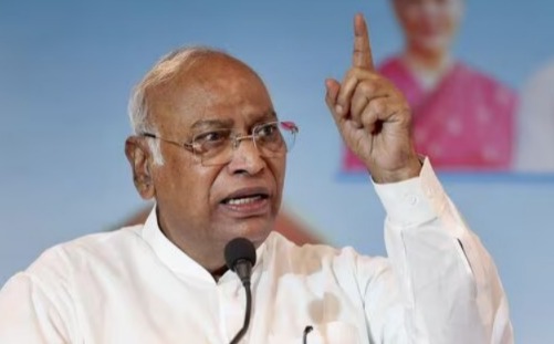 গুরুতর অসুস্থ, হাসপাতালে ভর্তি মল্লিকার্জুন খাড়গে