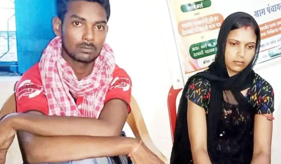 তুমি যাও, বাচ্চাদের আমি সামলাব , স্ত্রীকে প্রেমিকের হাতে তুলে দিলেন ৪ সন্তানের বাবা