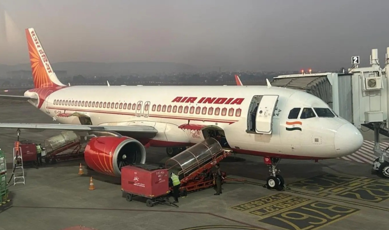 ‘অভিশপ্ত’ বোয়িং ৭৮৭-৮ ড্রিমলাইনারে যান্ত্রিক ত্রুটি, বিপদ এড়াতে সক্ষম এয়ার ইন্ডিয়ার বিমান