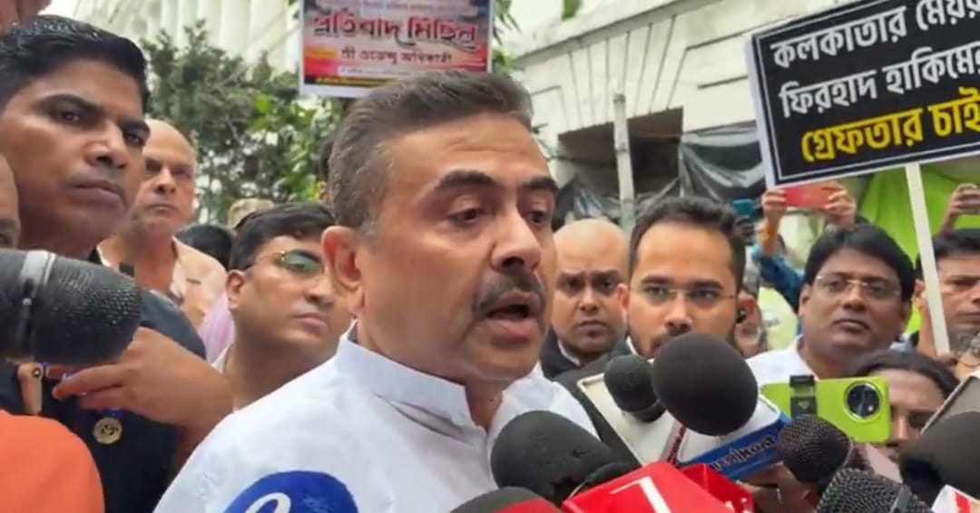 মমতা কেবল উৎসবে মত্ত থাকতে পারে , কার্নিভাল নিয়ে মুখ্যমন্ত্রীকে তীব্র আক্রমণে শুভেন্দু অধিকারীর
