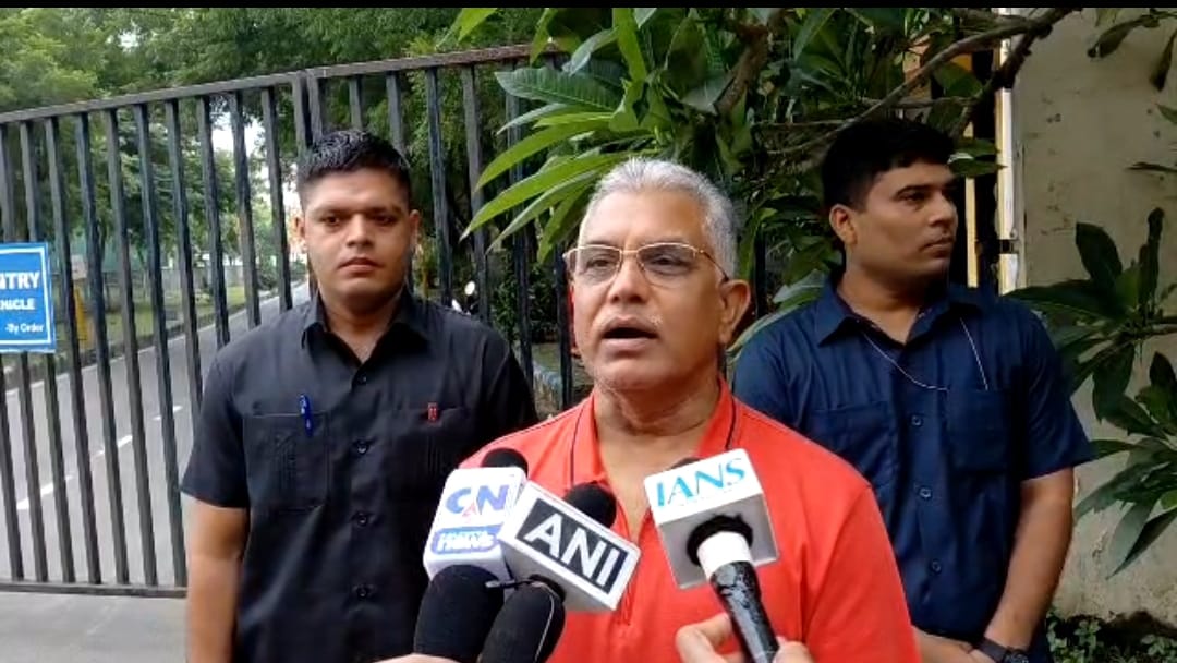 ম্যান মেড নয়, এখন ওমেন মেড বন্যা , উত্তরবঙ্গ পরিস্থিতি নিয়ে মুখ্যমন্ত্রীকে খোঁচা দিলীপের