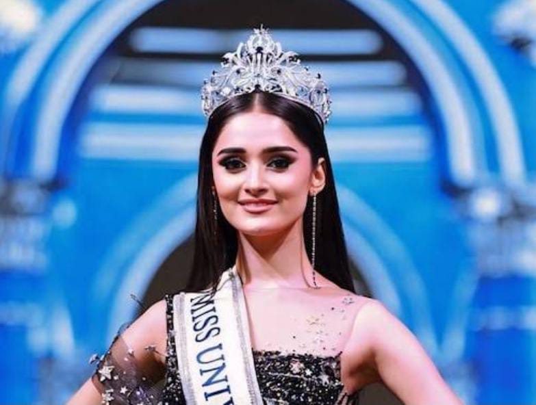 এক উত্তরেই বাজিমাত , মিস ইন্ডিয়ার শিরোপা জিতলেন রাজস্থানের মনিকা