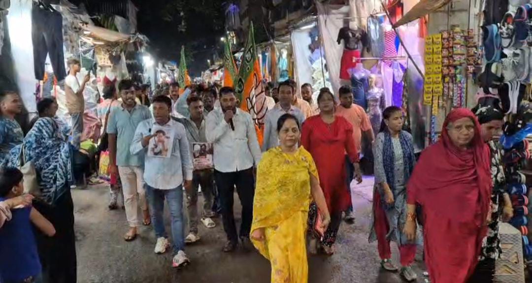 টিটাগড়ে ধিক্কার মিছিল , মুখ্যমন্ত্রীর অভিনয় ক্ষমতা নিয়ে কটাক্ষ শীলভদ্র দত্তের