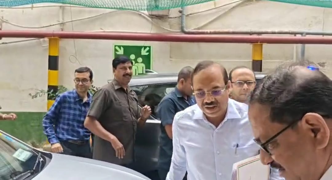 ভোটার তালিকা প্রস্তুতির খতিয়ান নিতে রাজ্যে নির্বাচন কমিশনের চার সদস্যের প্রতিনিধি দল