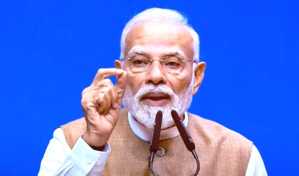 “২৬/১১ হামলার বদলা না নিয়ে দুর্বলার বার্তা দেয় কংগ্রেস”, আক্রমণ মোদির