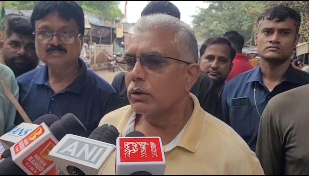 মানুষের পাশে বিজেপি আছে , খড়্গপুরে বন্যা ত্রাণ তহবিল সংগ্রহ কর্মসূচিতে দিলীপ ঘোষ