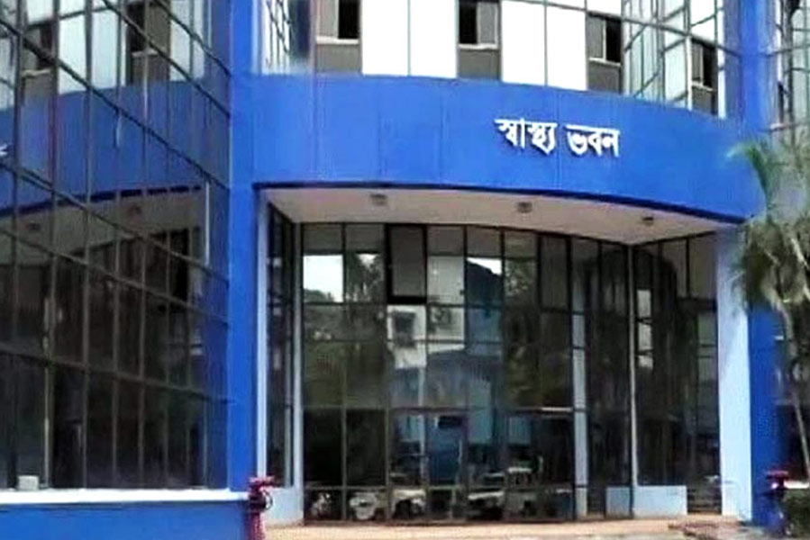 দুর্গাপুরে মেডিকেল কলেজে চিকিৎসক পড়ুয়ার গণধর্ষণ , রিপোর্ট তলব রাজ্য স্বাস্থ্য দফতরের