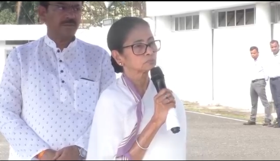 সন্ধ্যার পর মেয়েদের ভেবেচিন্তে বেরোনো উচিত , দুর্গাপুর গণধর্ষণ কাণ্ডে বার্তা মুখ্যমন্ত্রীর